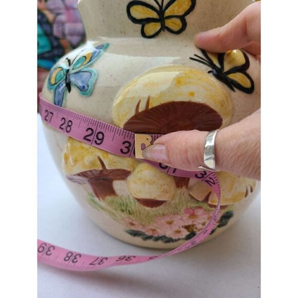 Vintage 70s Kitsch Ceramic Mushroom  & Butterfly Floral Canister - Picture 7 of 7